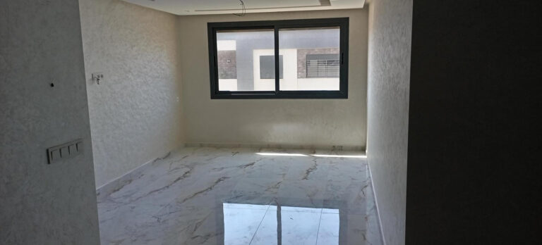 Appartement haut standing à louer (hay chmaou)