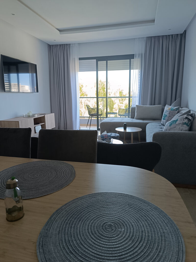 Ravissant appartement meublé (hay riyad)